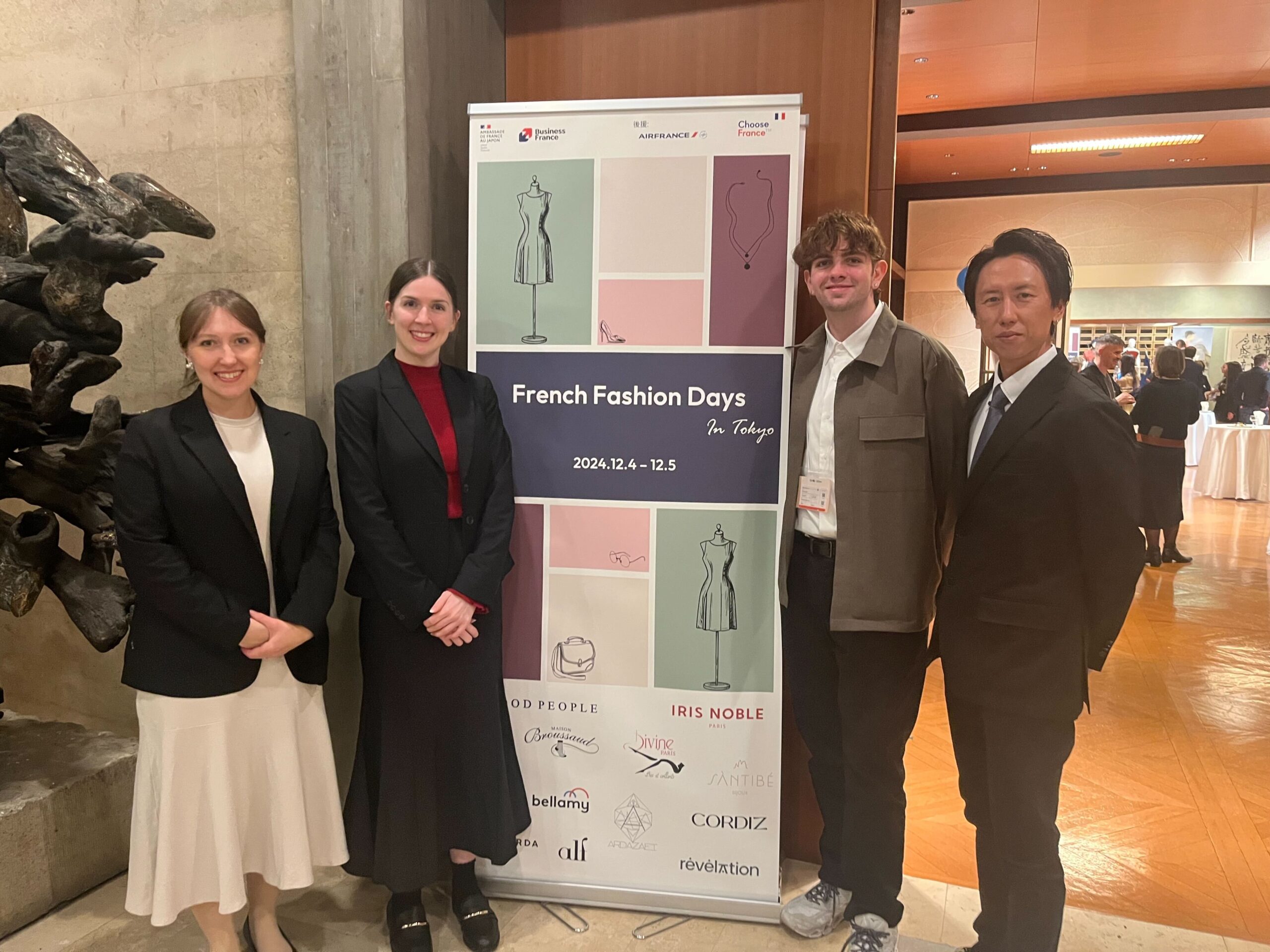YOUNEEDS at French Fashion Days in Tokyo